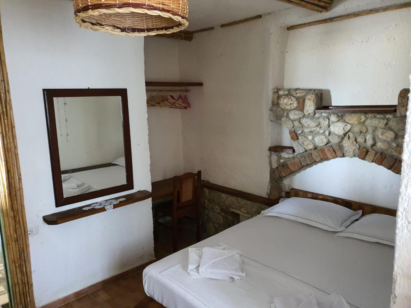 Maxola'S Dream Orikum Hotel Ngoại thất bức ảnh